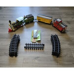 New‎ Bright Denver Express Western R.R. Lines Vintage Box Car Toy Train 1987